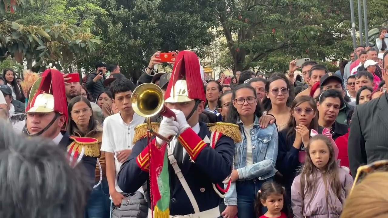 Honores Provincial de Exalumnos - Jueves Santo 2025