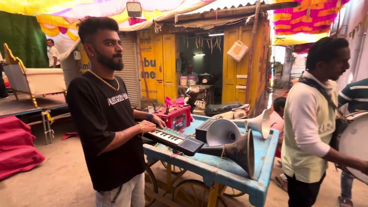 नाखवा याचं लगीन करा घरान पैसे खर्ची करा (साईस्वर सातपाटीकर मंडळी ) कसं काय वाटल ऐकून……….?😍😍