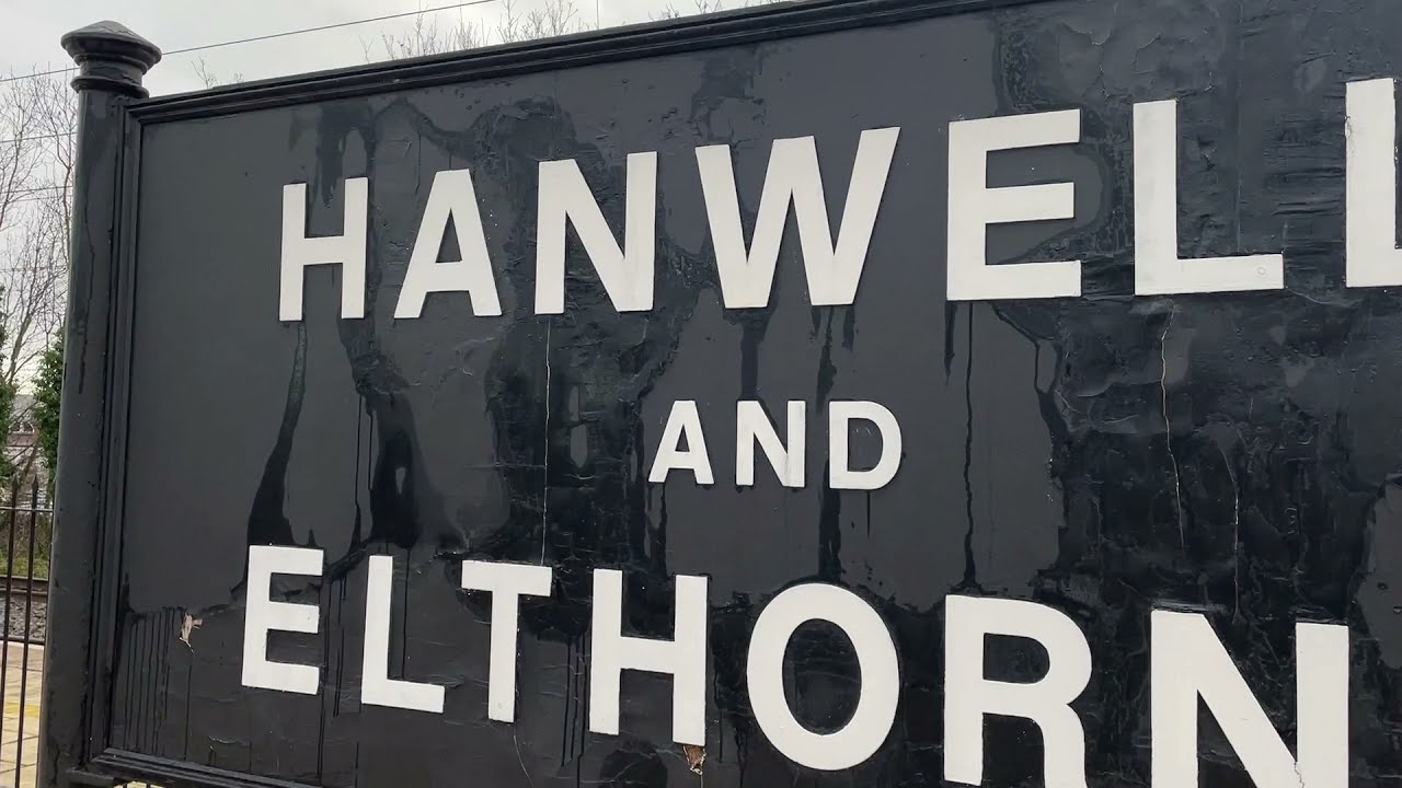 Hanwell train station