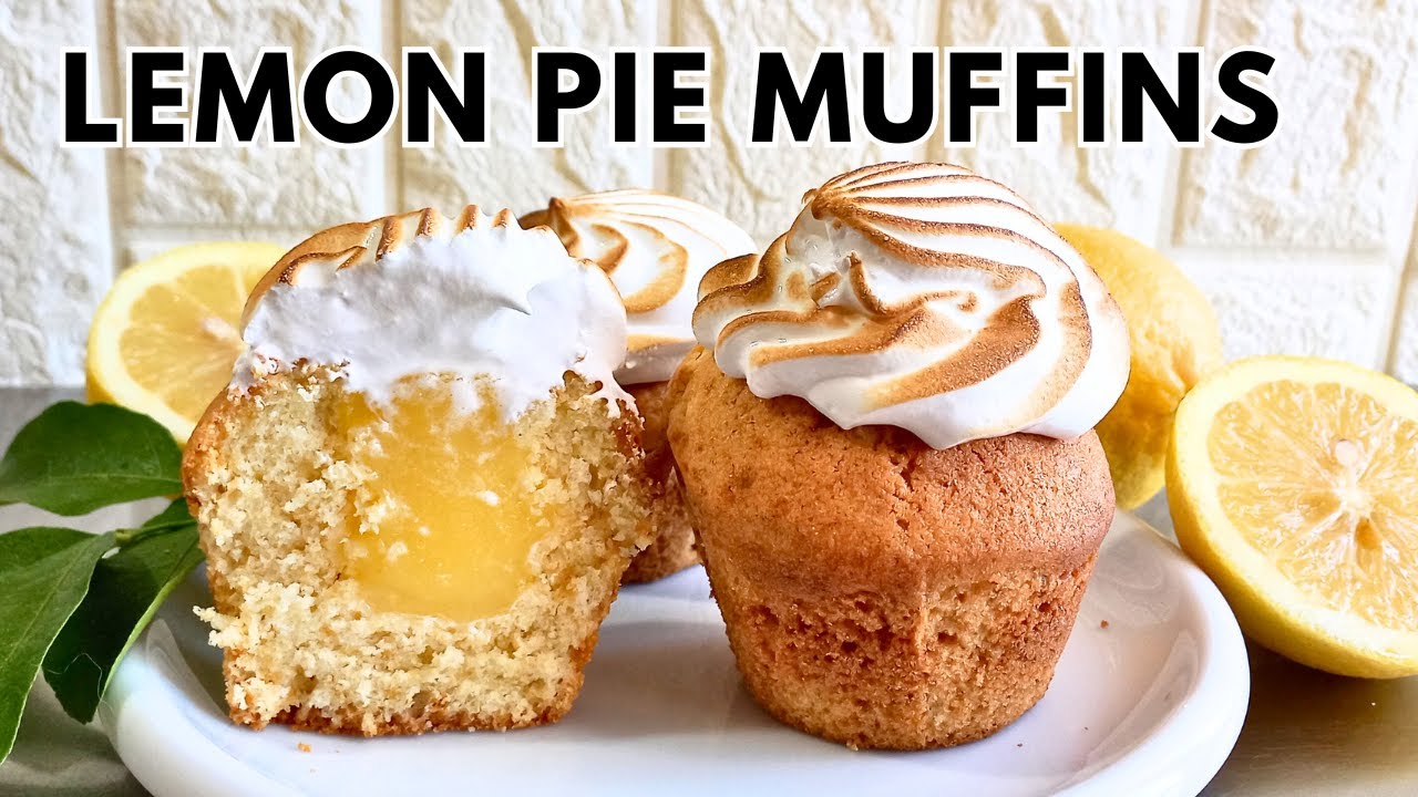 Lemon Pie Muffins 🍋 &ndash; Soft Muffins with Lemon Curd Filling & Toasted Italian Meringue
