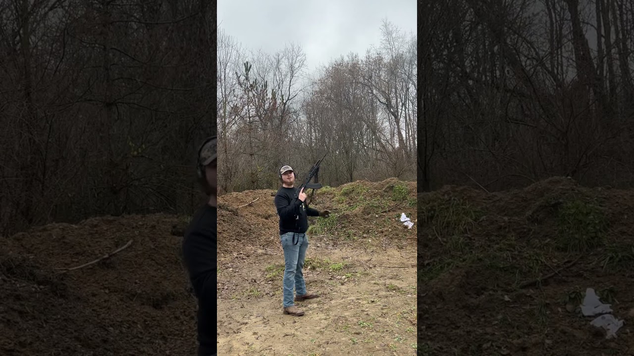 Happy holidays💸💸 #gun #shooting