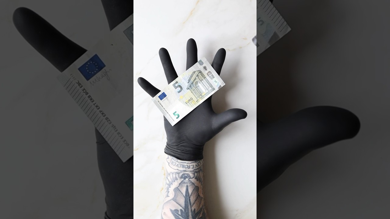 Squeezing 5€ for no reason. It’s like normal paper but it’s not. 🤷‍♂️ 