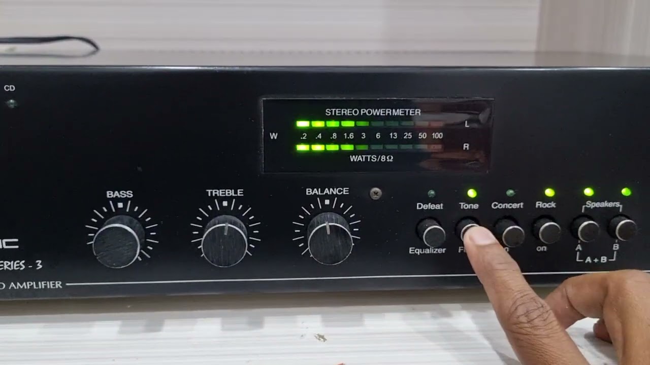 COSMIC LAB CONCERT SERIES -3     STEREO INTIGRATED AMPLIFIER FOR SELL