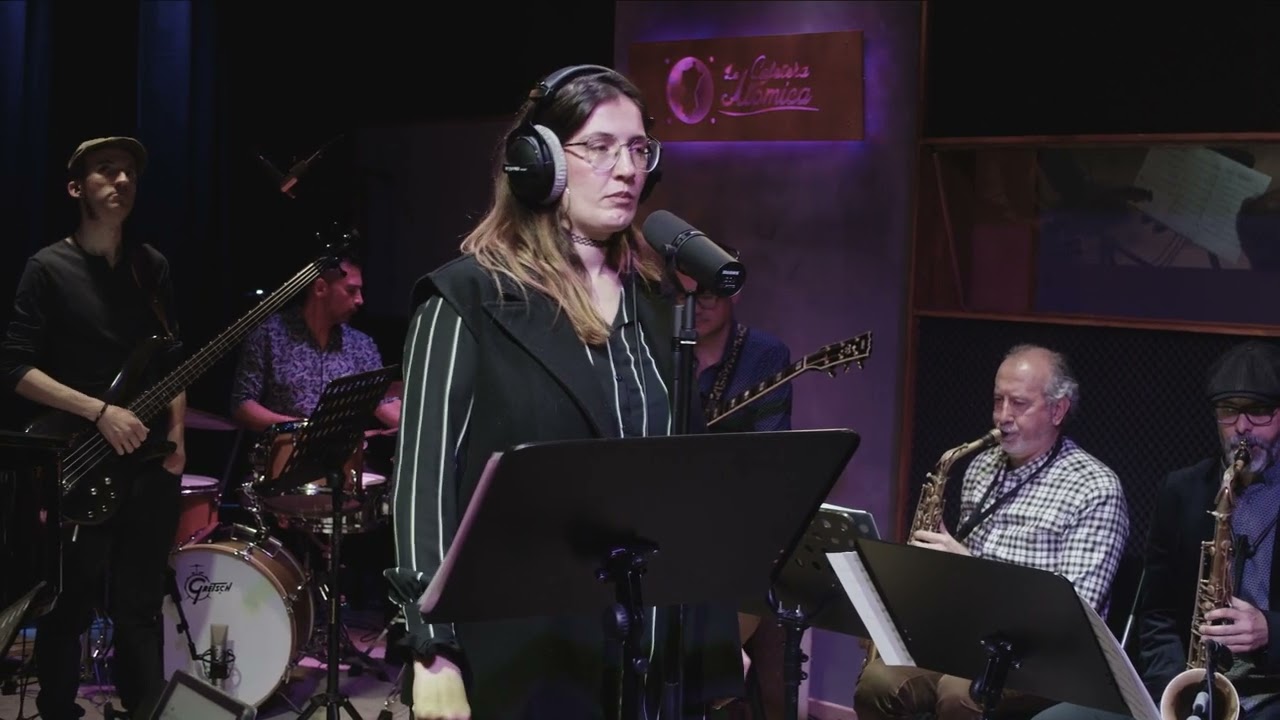 ADN JAZZ ORCHESTRA Them There Eyes. M. Pinkard, W. Tracey, D. Tauber. Arr. P. Tijerina