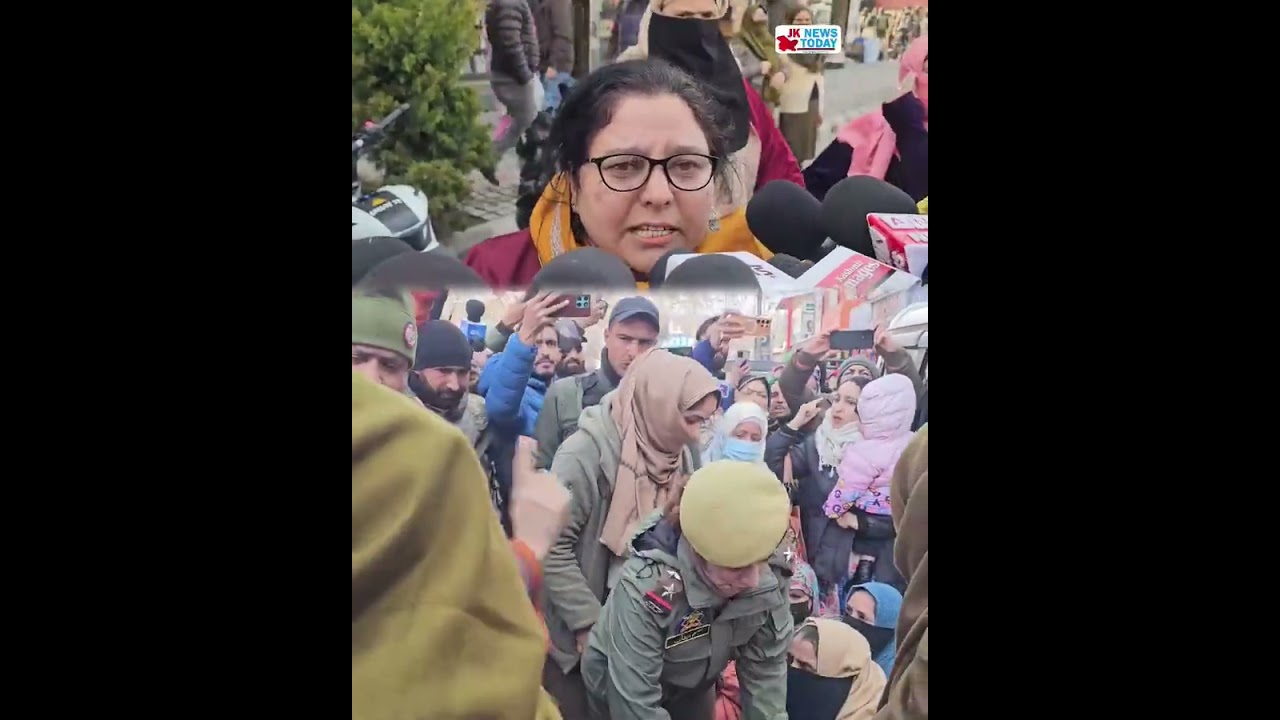 Police foiled a protest by Anganwadi workers in the Lal Chowk area of Srinagar | JK News Today