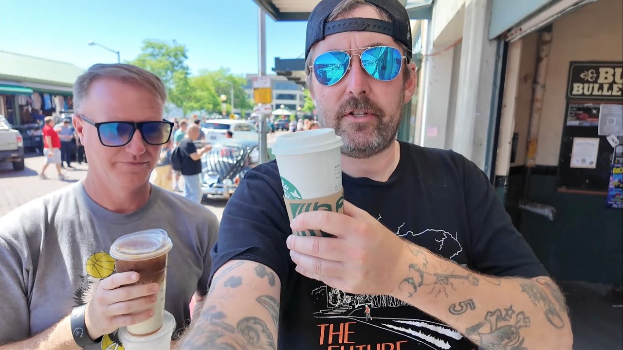 A Caffeinated Sunday In Seattle - First Starbucks & Disgusting Gum Wall - Scarecrow VHS Rental Store