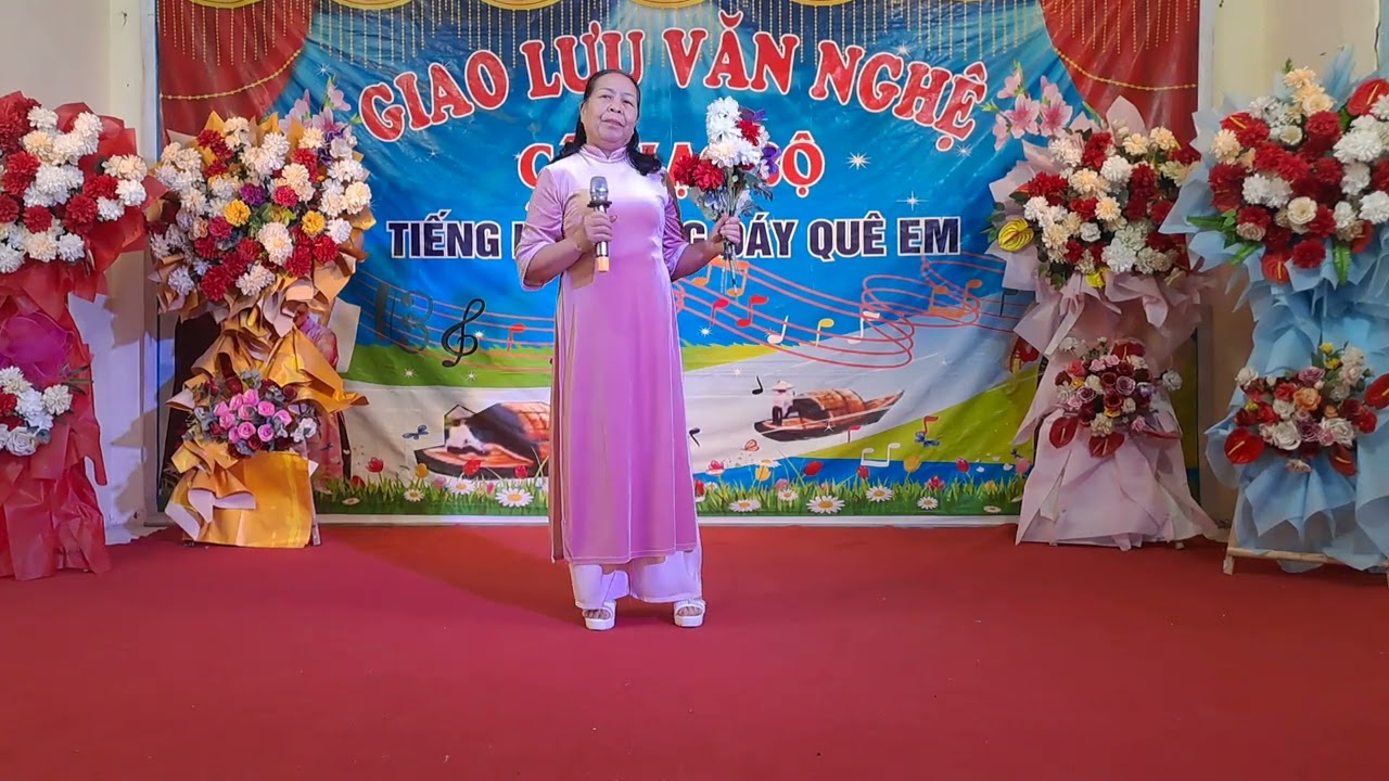 Bài hát đừng trách câu ví dặm do ca sĩ Thanh Dung trình bày
