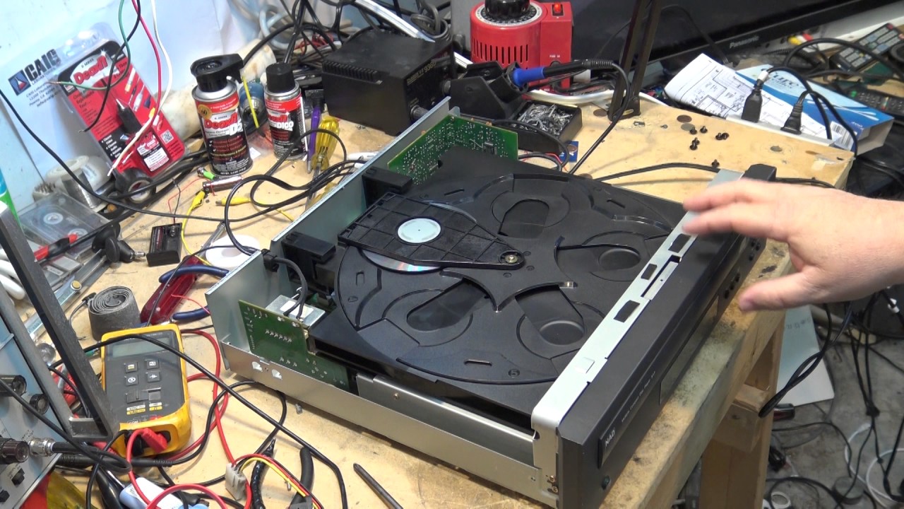 NAD 517 CD changer   skipping on playback