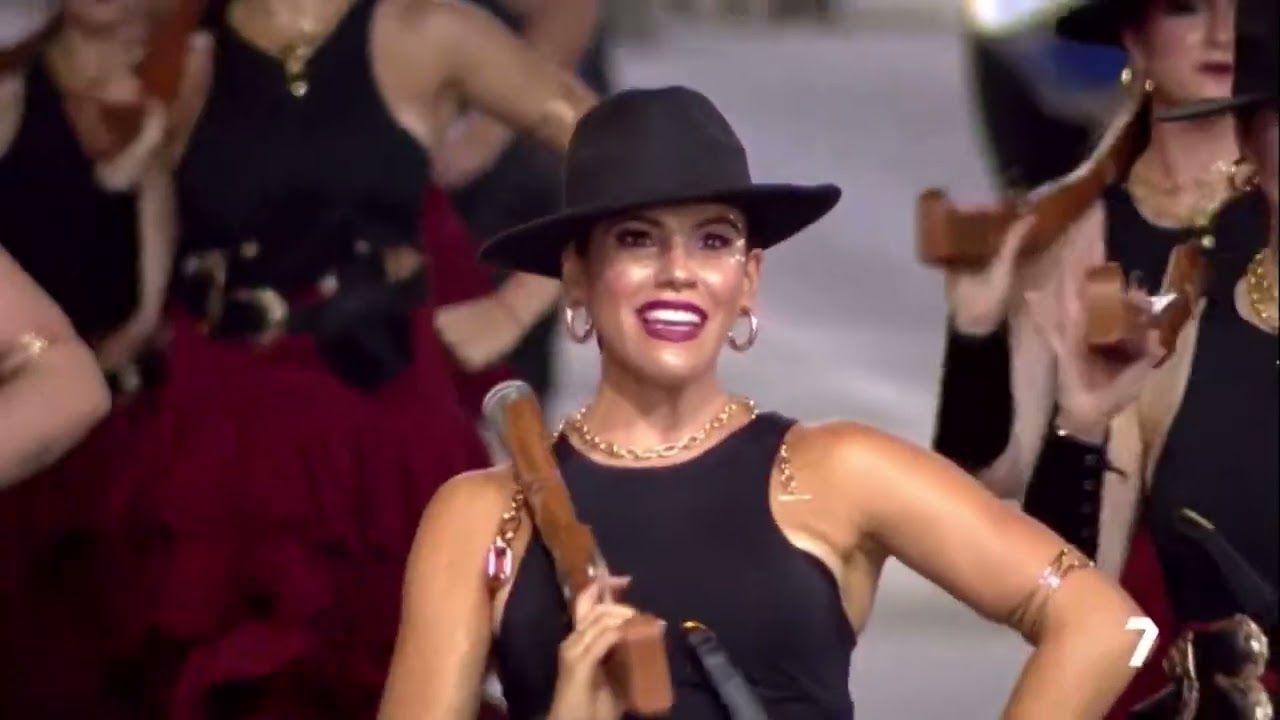 Las bandoleras de Santomera (Contrabandistas en los Moros y Cristianos) traje bandida