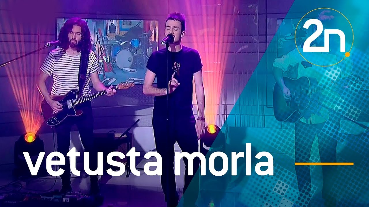 Vetusta Morla cantan “23 de junio” en La 2 Noticias