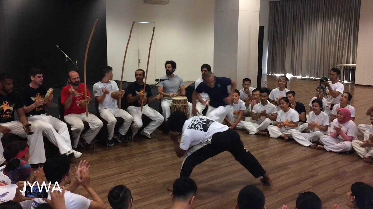 Professor Gugu Quilombola e Instrutor Tartaruga Capoeira Brasil - Zungu (ECZC) Indonésia 10 Anos