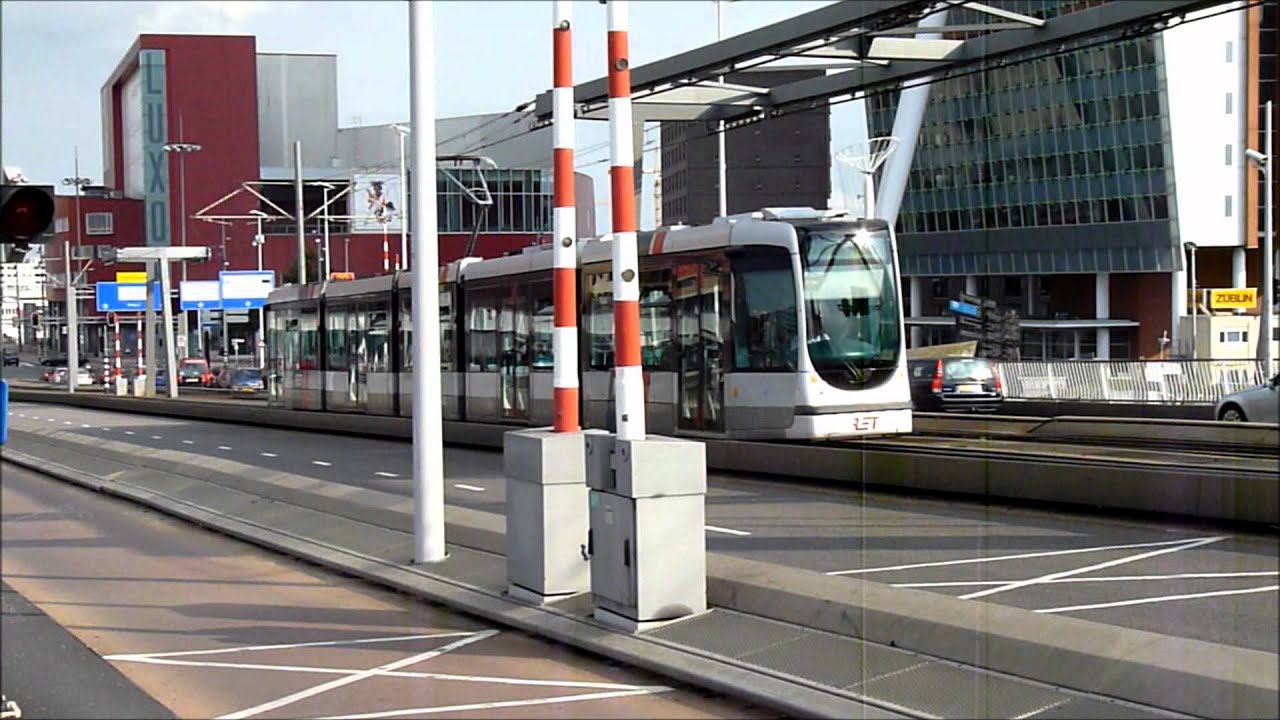 RET trams zonder fratsen, dwars door Rotterdam , 14-8-2012