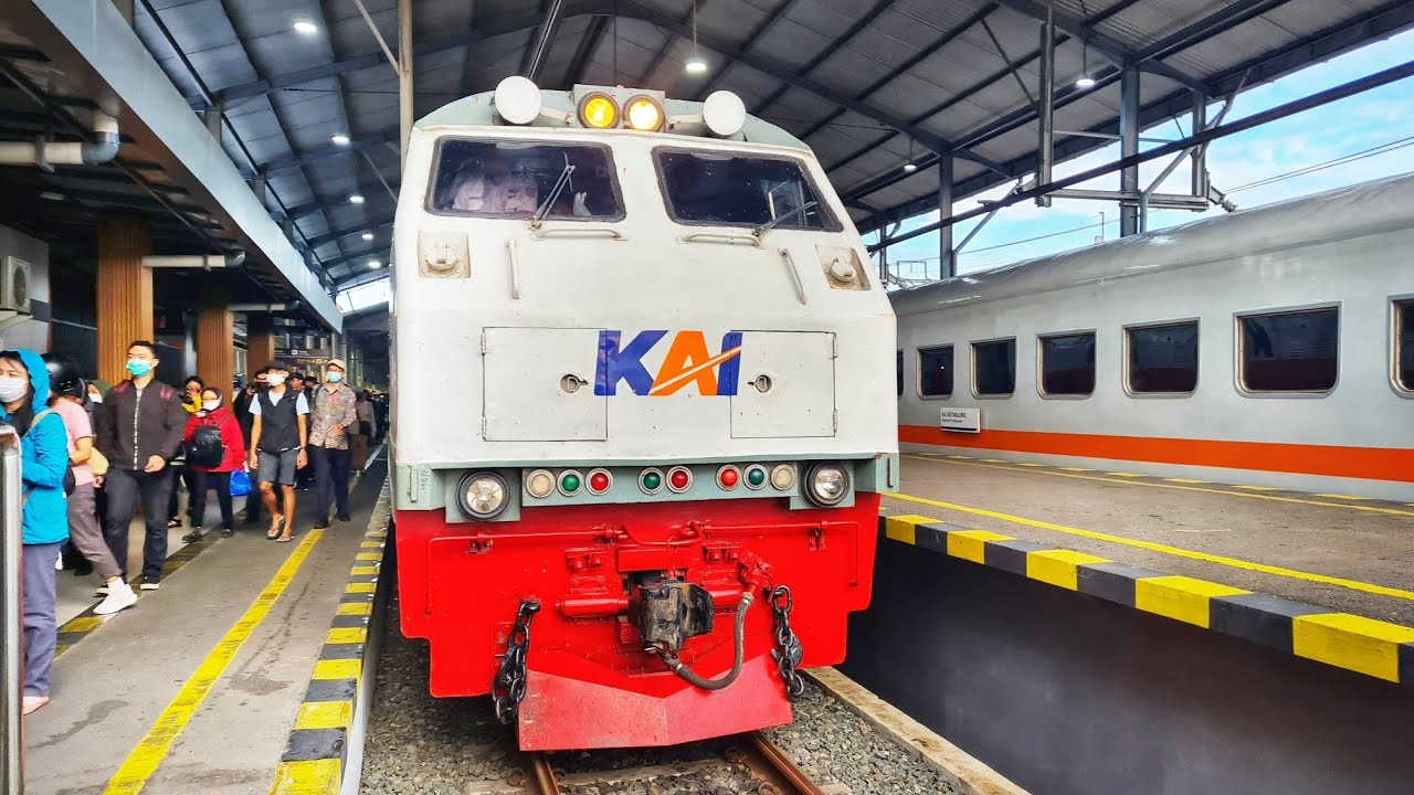 PALING GAK PERNAH SEPI KERETA INI TERMALAM DAN TERMURAH DARI BANDUNG