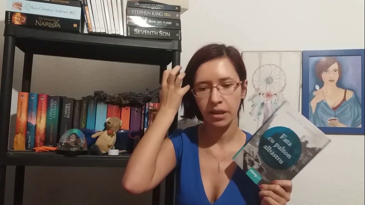 Fata cu palton albastru- Monica Hesse | Recenzie