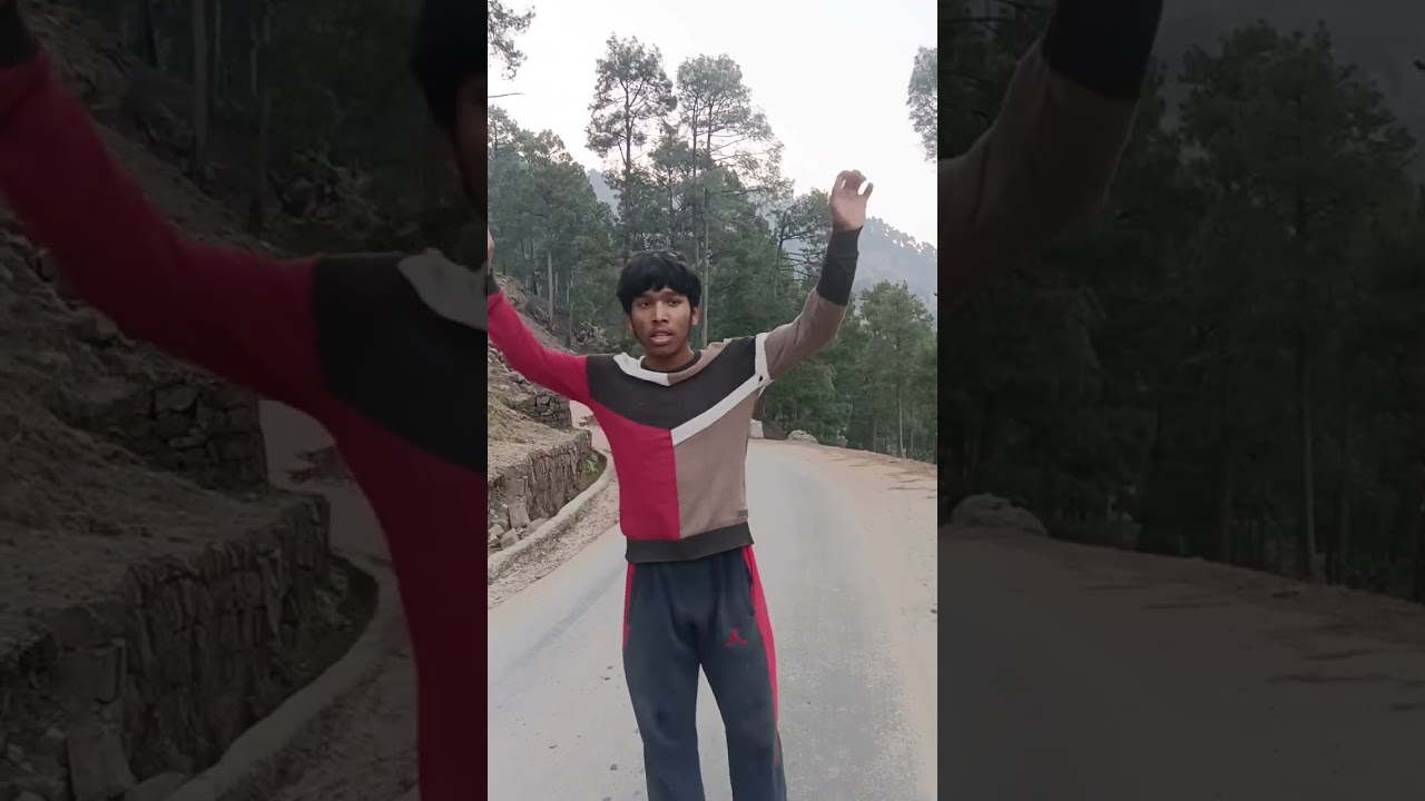 Running vlogs of two boys 