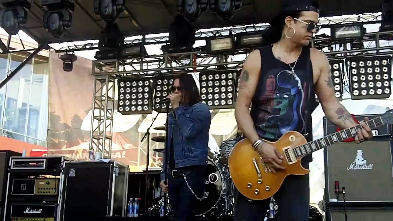 Slash w Myles Kennedy - Back From Cali - Sound Check - HD