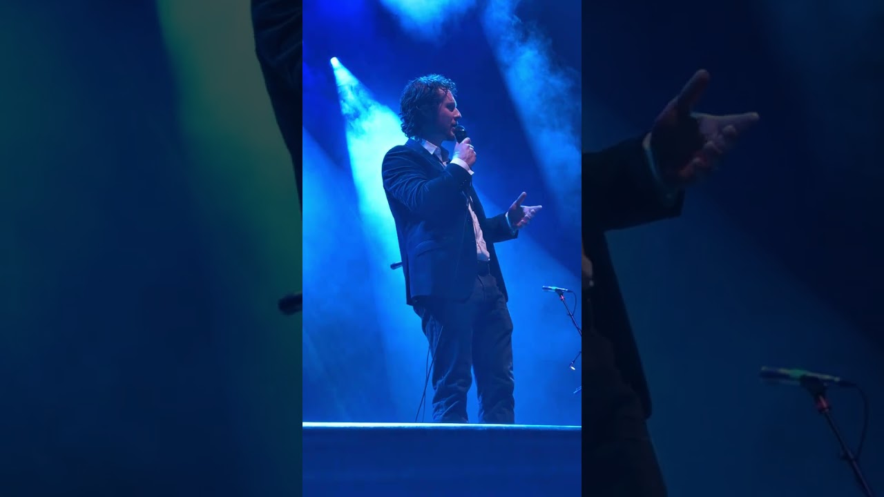 Noah Reid | Intro & Christmas Time is Here, Massey Hall