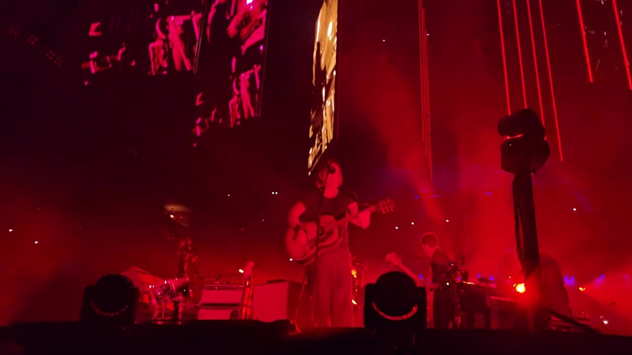 Radiohead - Karma Police @ Movistar Arena Madrid 7-NOV-2025 (4K)