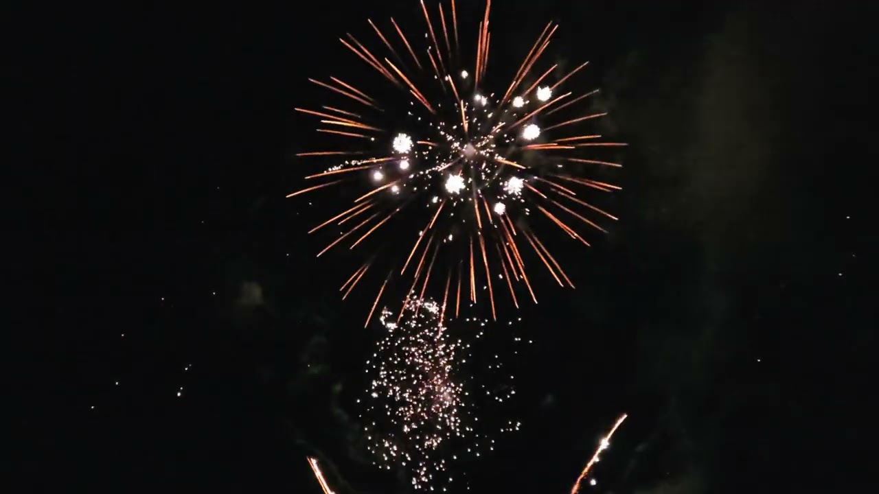 Feux d'artifice de pleumeur-bodou (Bretagne) 03/08/2025 fête de la mer 🌊 