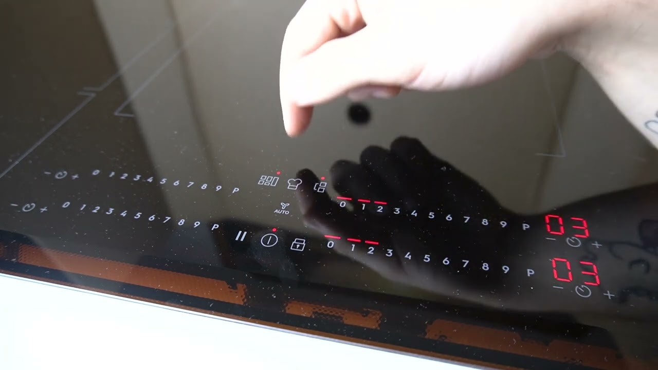 Индукционная варочная панель Electrolux 600 Flex Bridge &mdash; используйте комбинированный режим Flexi...