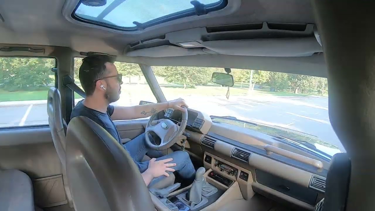 1992 Land Rover Discovery 2 door 200 tdi - driving video