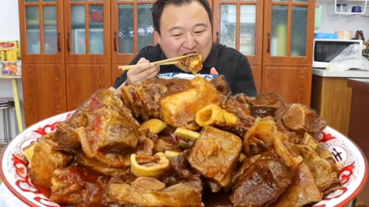 Aqiang's secret braised lamb is so delicious that the neighbors ask for the recipe!