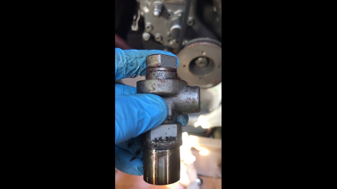 Cleaning Fuel Injector Yanmar 3GM30