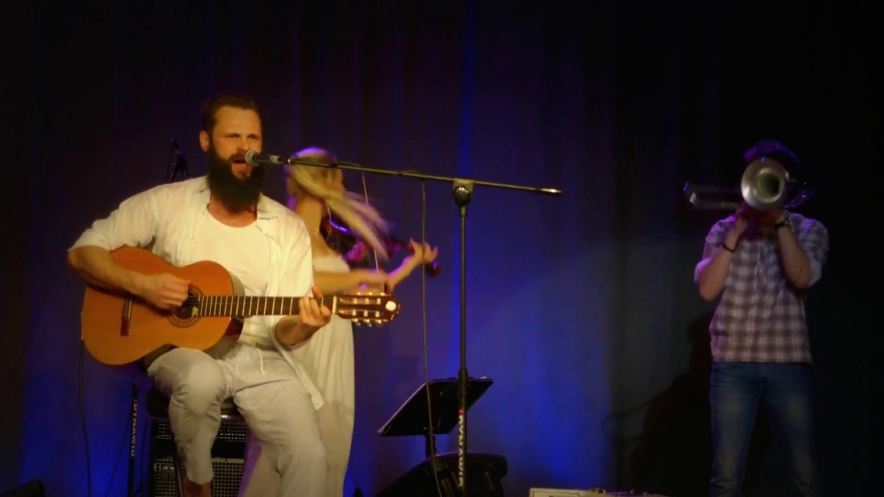 Witek Muzyk Ulicy - Komornik ,  Koncert 7.01.2017 Centrum Promocji Kultury Dzielnicy Praga Południe