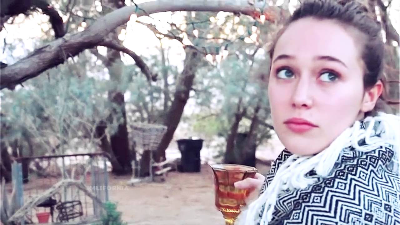► alycia debnam-carey