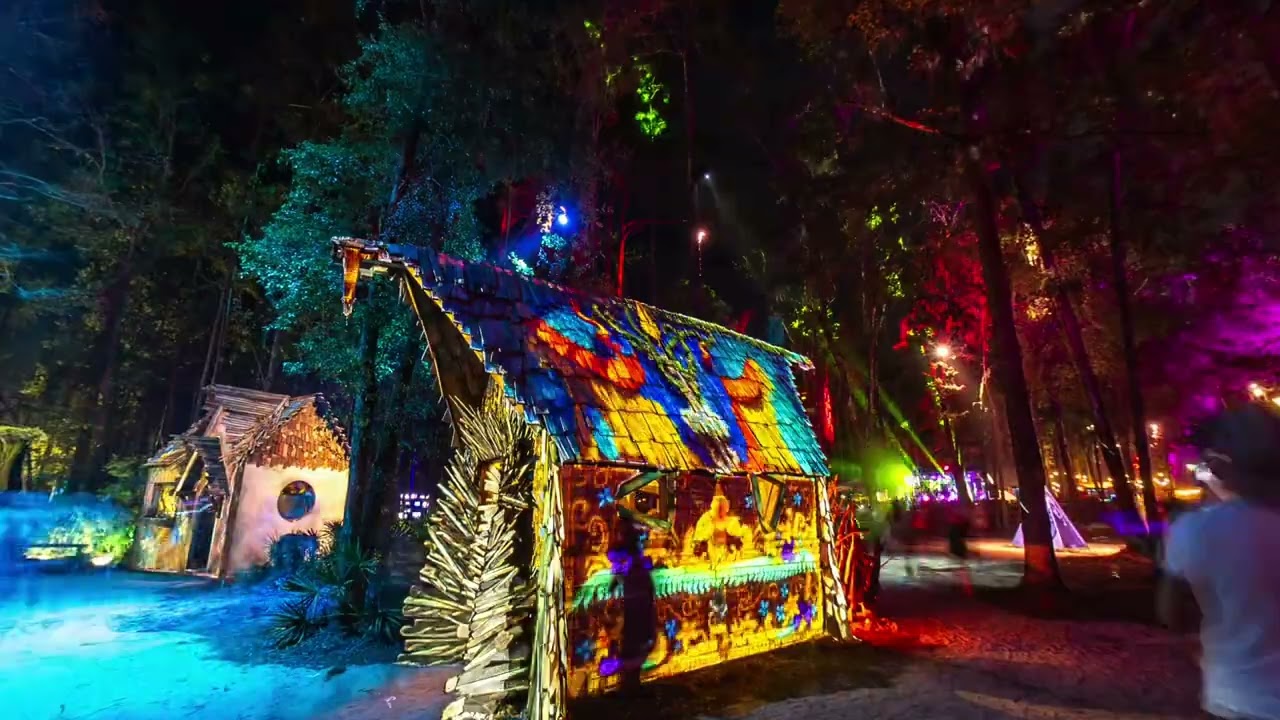 HULAWEEN 180 VR Spirit Lake Experience