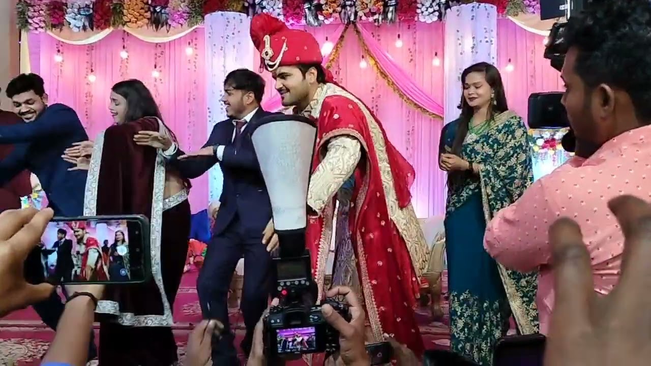 अरविंद अकेला कल्लू भाई के शादी में पहुंचे जाने माने सितारे , अंकुश राजा, डिंपल सिंह, समर सिंह ,