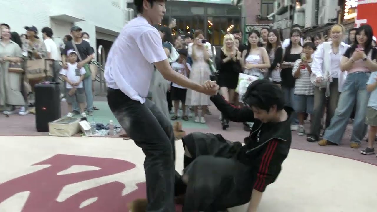240731 kpop cover dance team ONE OF - Red (HyunA) Hongdae busking