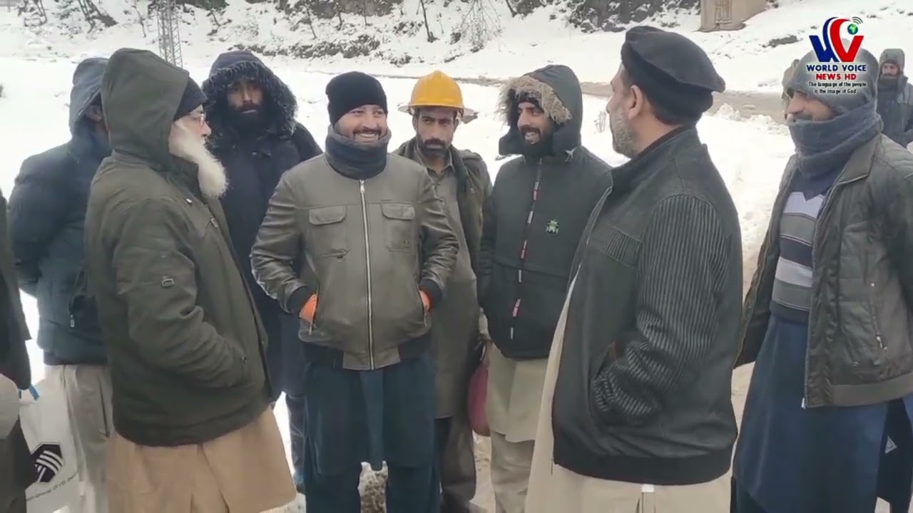 بٹگرام ضلع بٹگرام میں برف باری کا سلسلہ ایک بار پھر شروع 