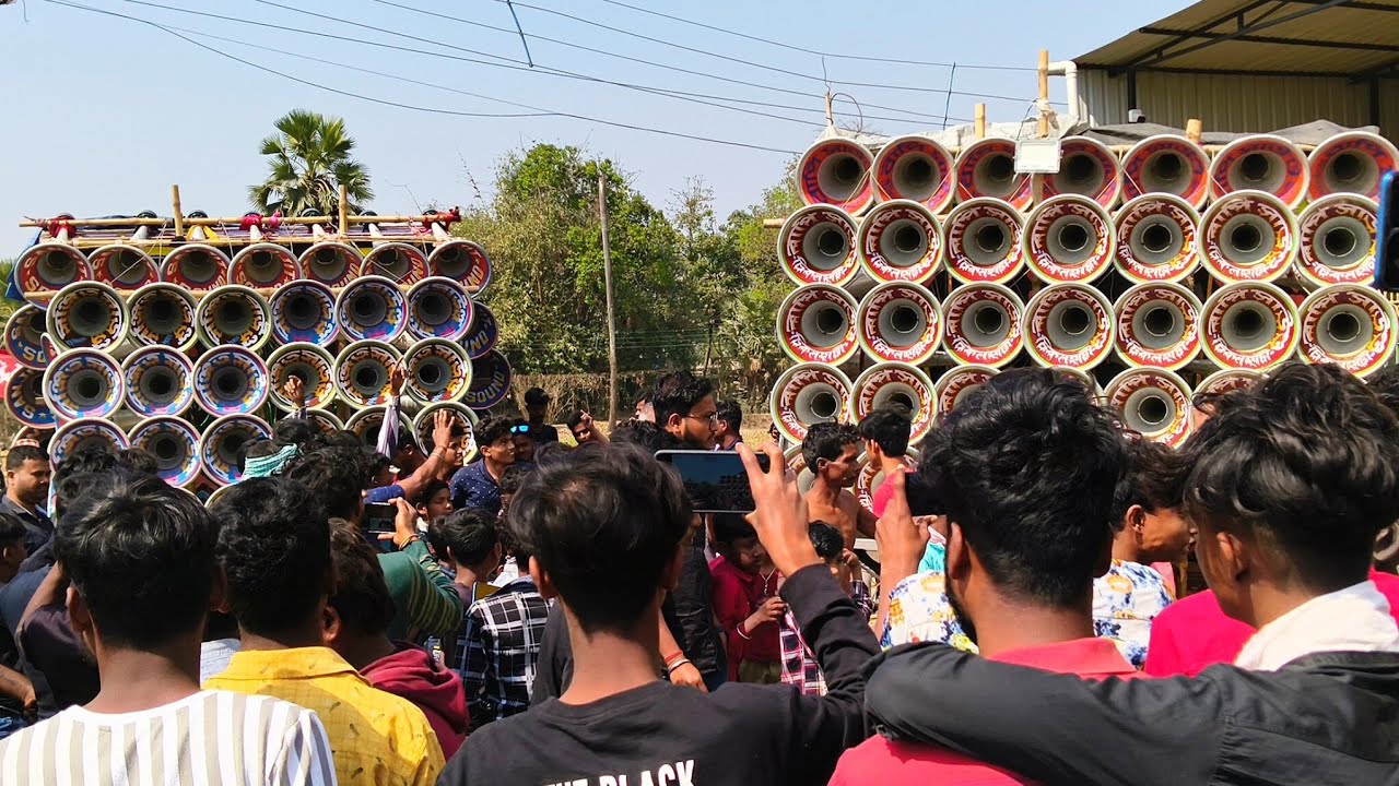 আজ এখন আড়ুই😎রোড়শো পজিসনে করছে বাপি সাউন্ড v/s সঞ্জিত সাউন্ড Bapi sound Sonjit sound 😎