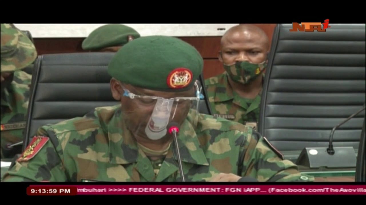 Buratai Meets military commanders