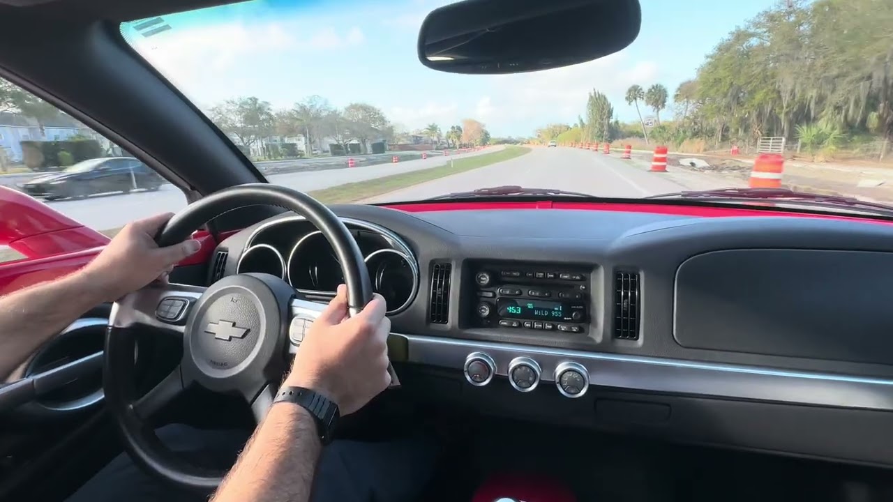 2003 Chevrolet SSR drive video top operation 