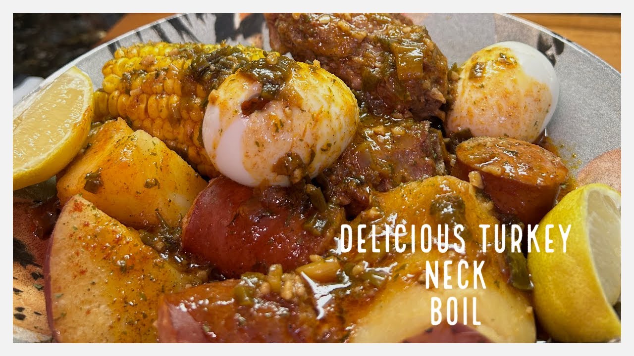 How to make a delicious turkey neck boil