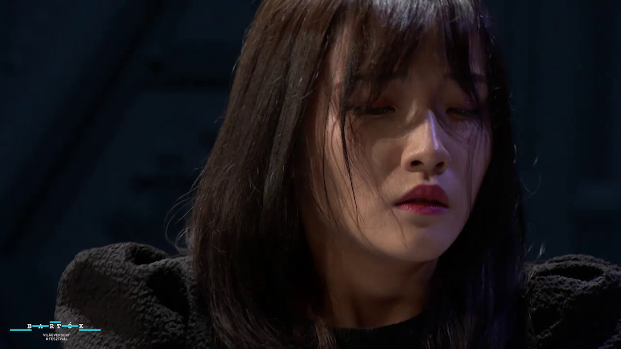 Jiang WenQiao plays Bartók, Brahms and Liszt - Bartók World Competition Piano