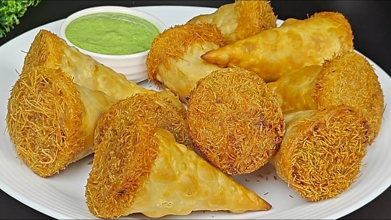 Crispy Cheesy Tandoori Chicken Cones | Crispy Chicken Snack Recipe | Chicken Recipe