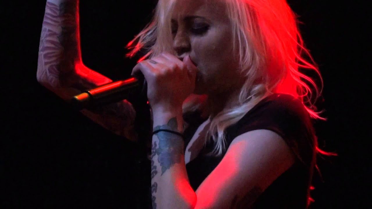 SHINY TOY GUNS - PARAHOY! 3/9/14 major tom