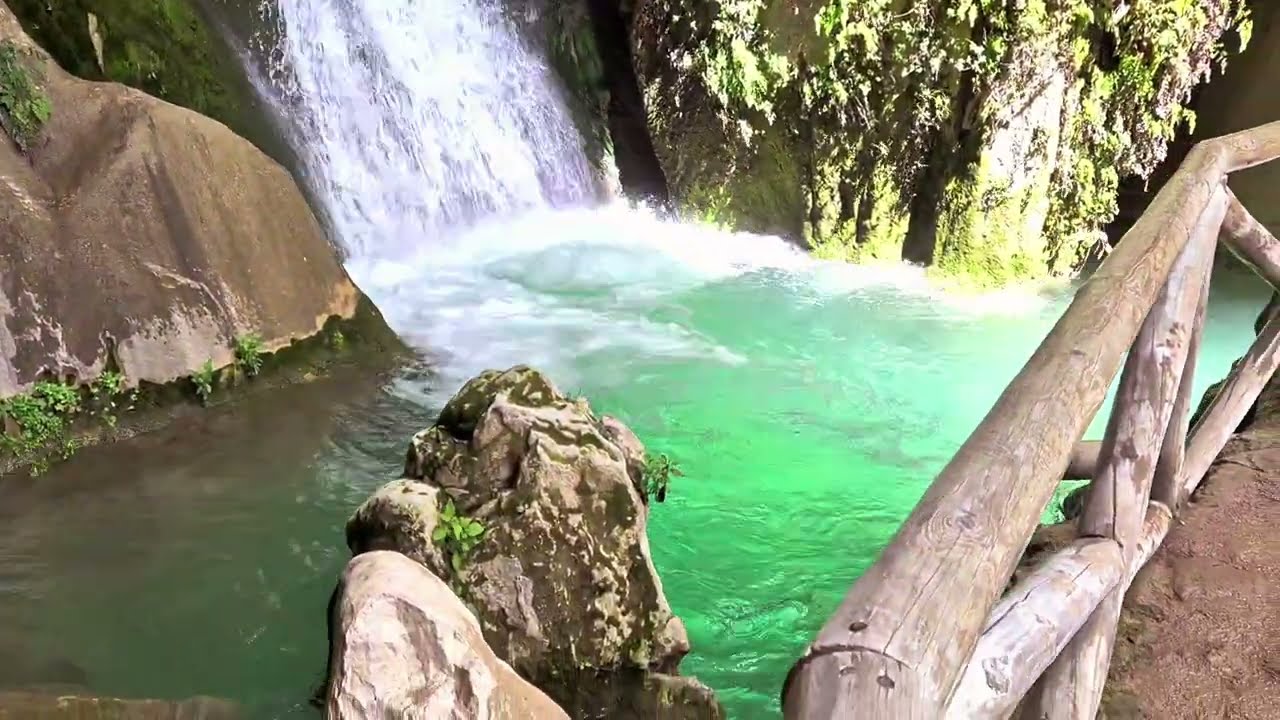 Cueva del agua y Santuario de Tíscar, Jaén.