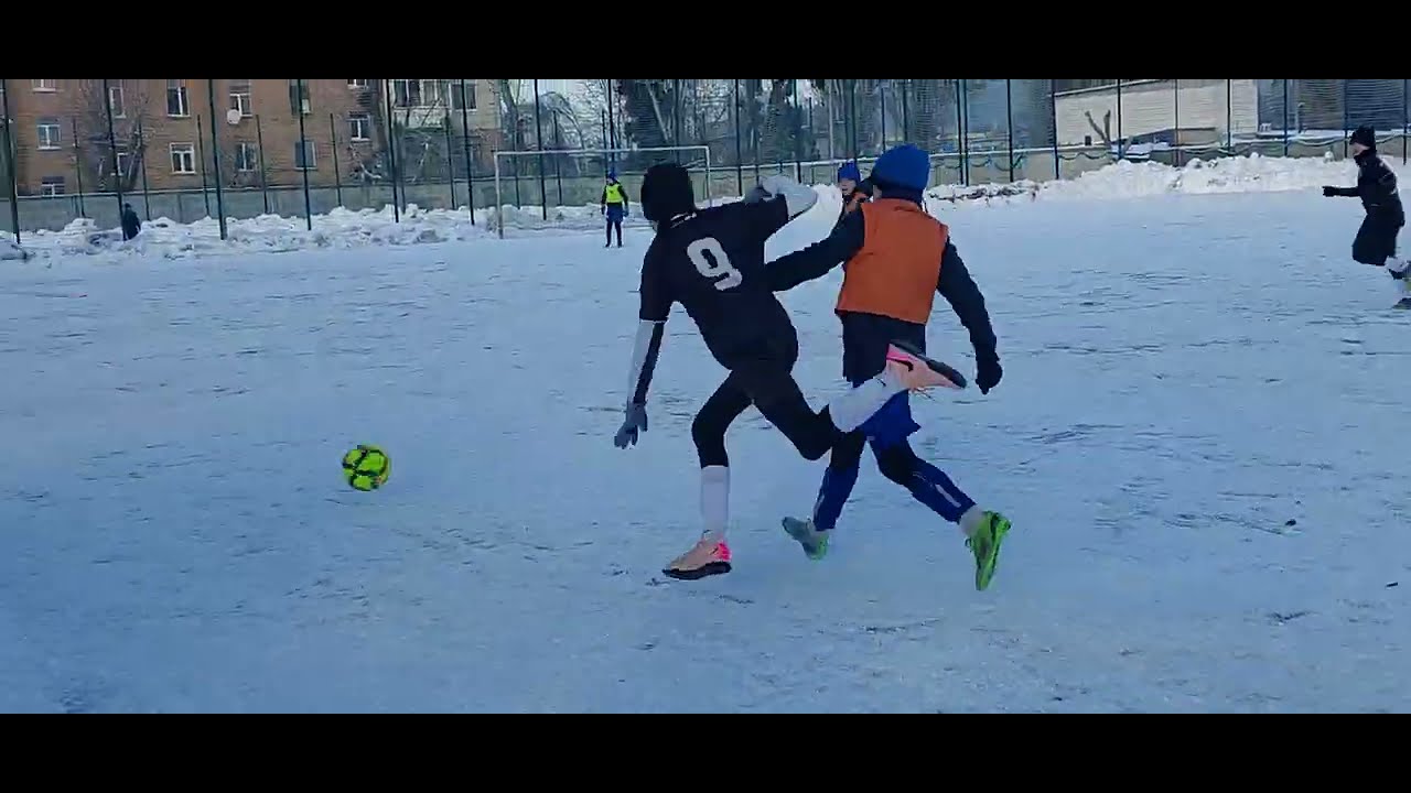 ДЮСШ-17  - ДЮФК Столичний
