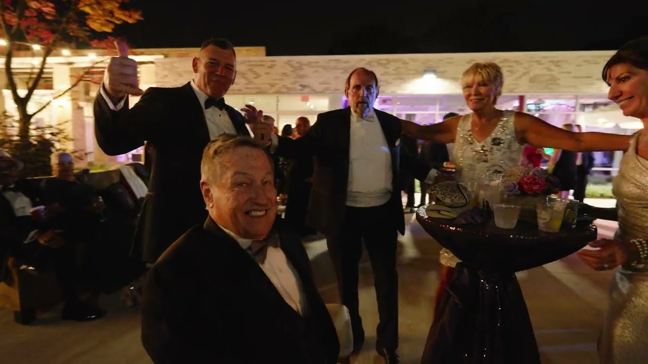 SMOA Art Ball