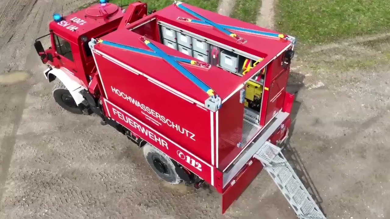 Mercedes-Benz Unimog – Das Multitalent im Katastrophenfall #shorts