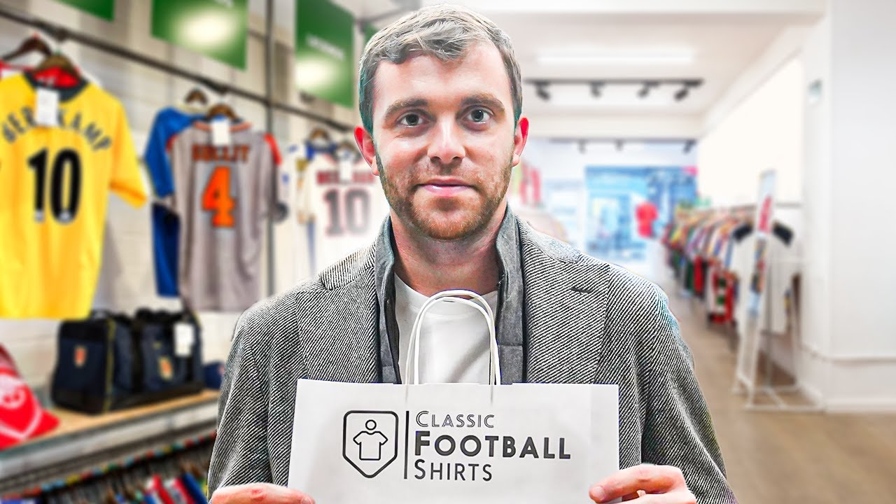 Fabrizio Romano Goes Shopping For RETRO Football Shirts - Shirt Shopping