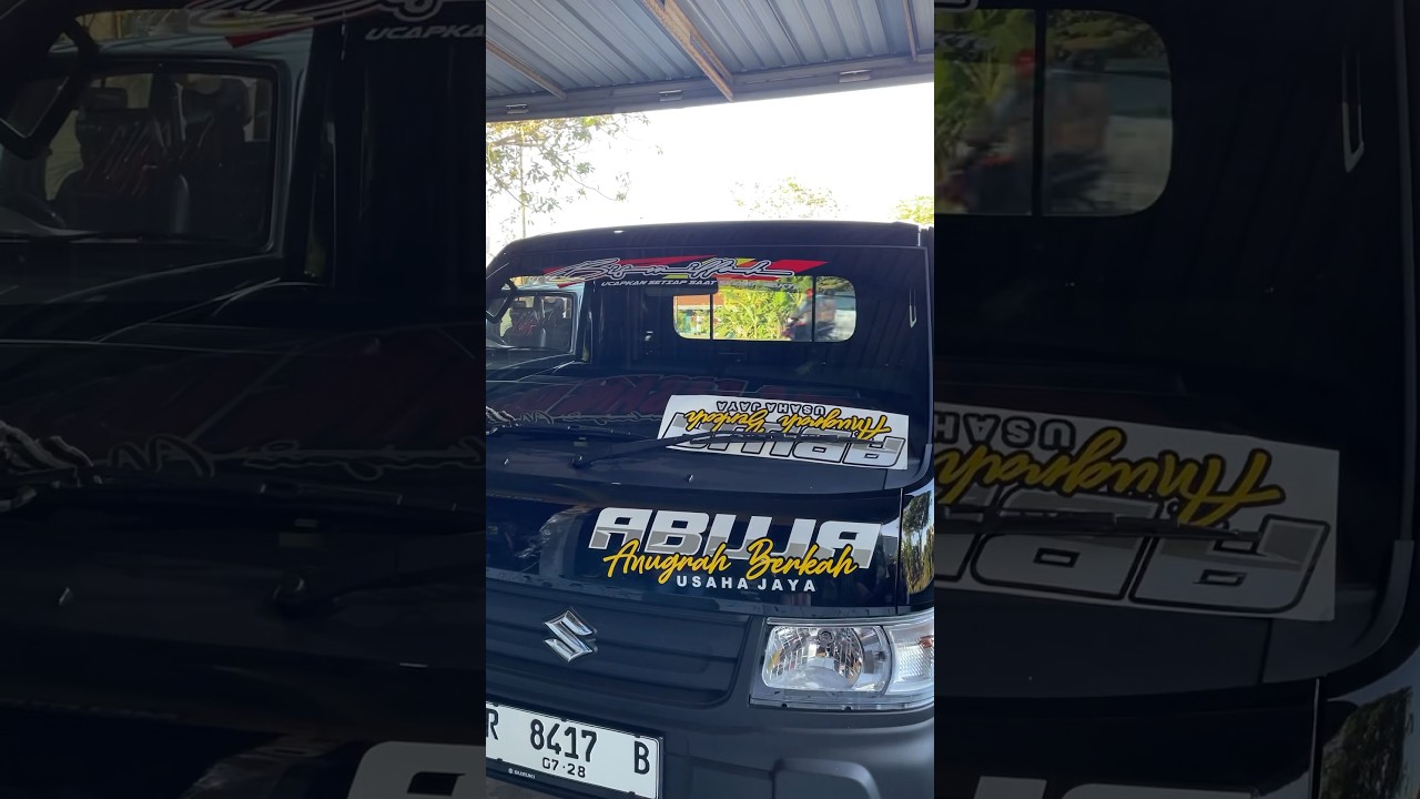 Sticker Cutting Custom Tulisan di Mobil Pick Up