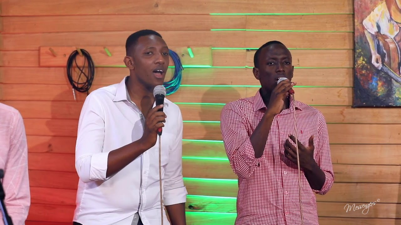 Messengers Singers - Izi impamvu (Live Performance)