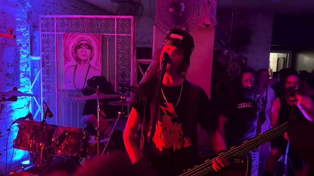 RASTAPUNK NAZIREURUPESTRE AO VIVO EM CAMPINAS SP