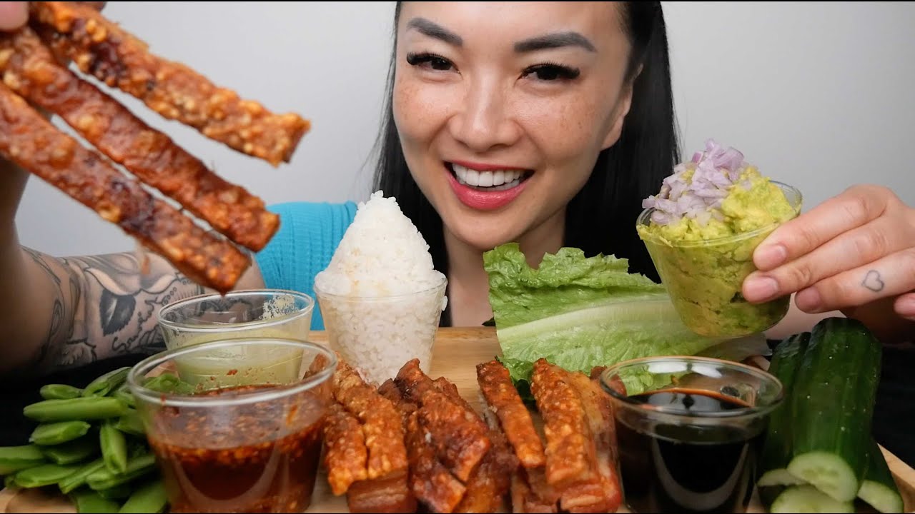 CRISPY PORK BELLY (ASMR SATISFYING CRUNCHY EATING SOUNDS) LIGHT WHISPERS | SAS-ASMR