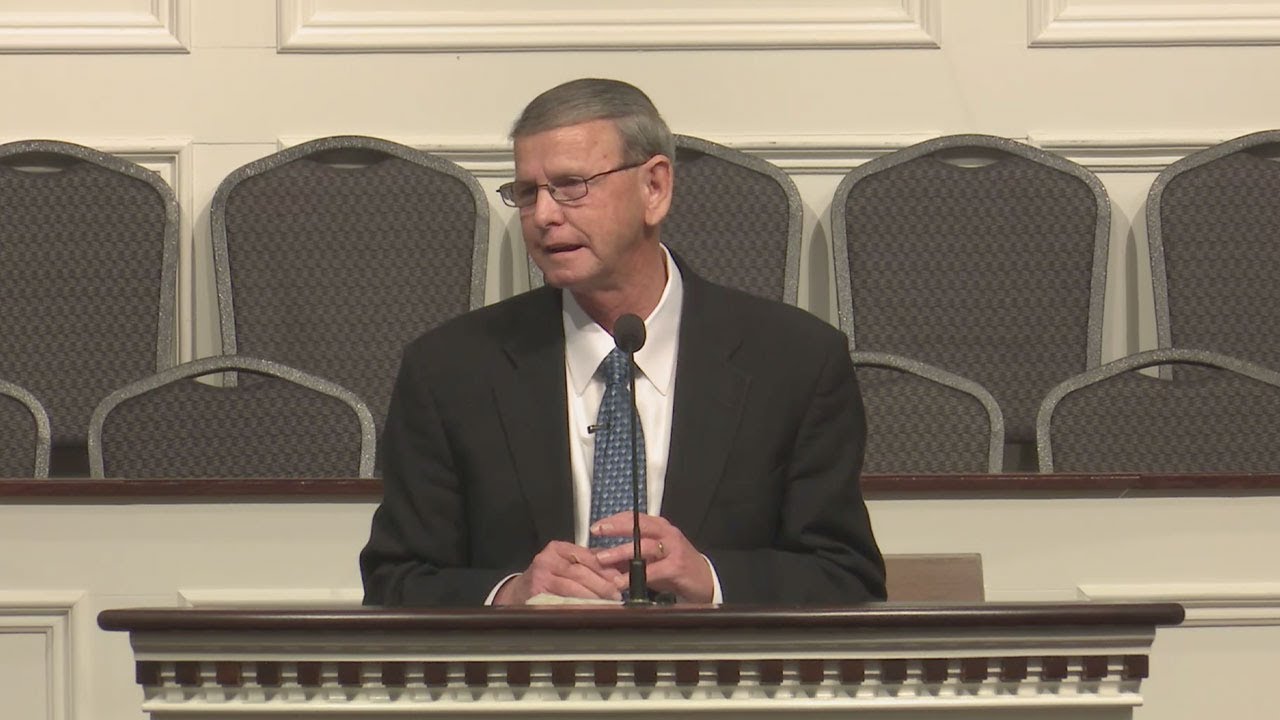 Pastor Dan Carr preaching 